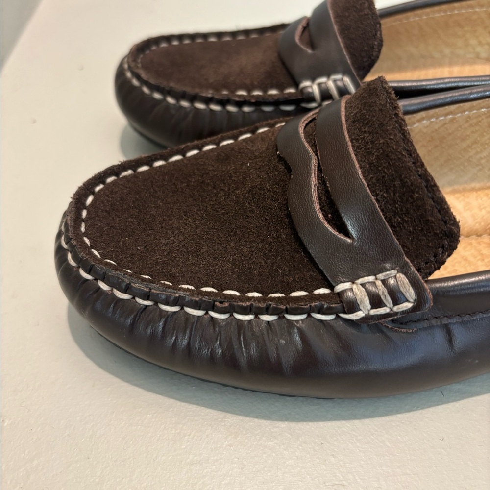 NWOT-Women’s Lands End slip on classic brown loafer - size 6 1/2 - Picture 2 of 9